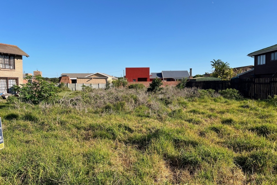 0 Bedroom Property for Sale in Paradise Beach Eastern Cape